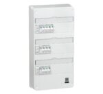 Tableau électrique pré-équipé et pré-câblé T3 au T5 - 3 rangées - 39 modules (18 inclus) Schneider Electric Resi9 XP