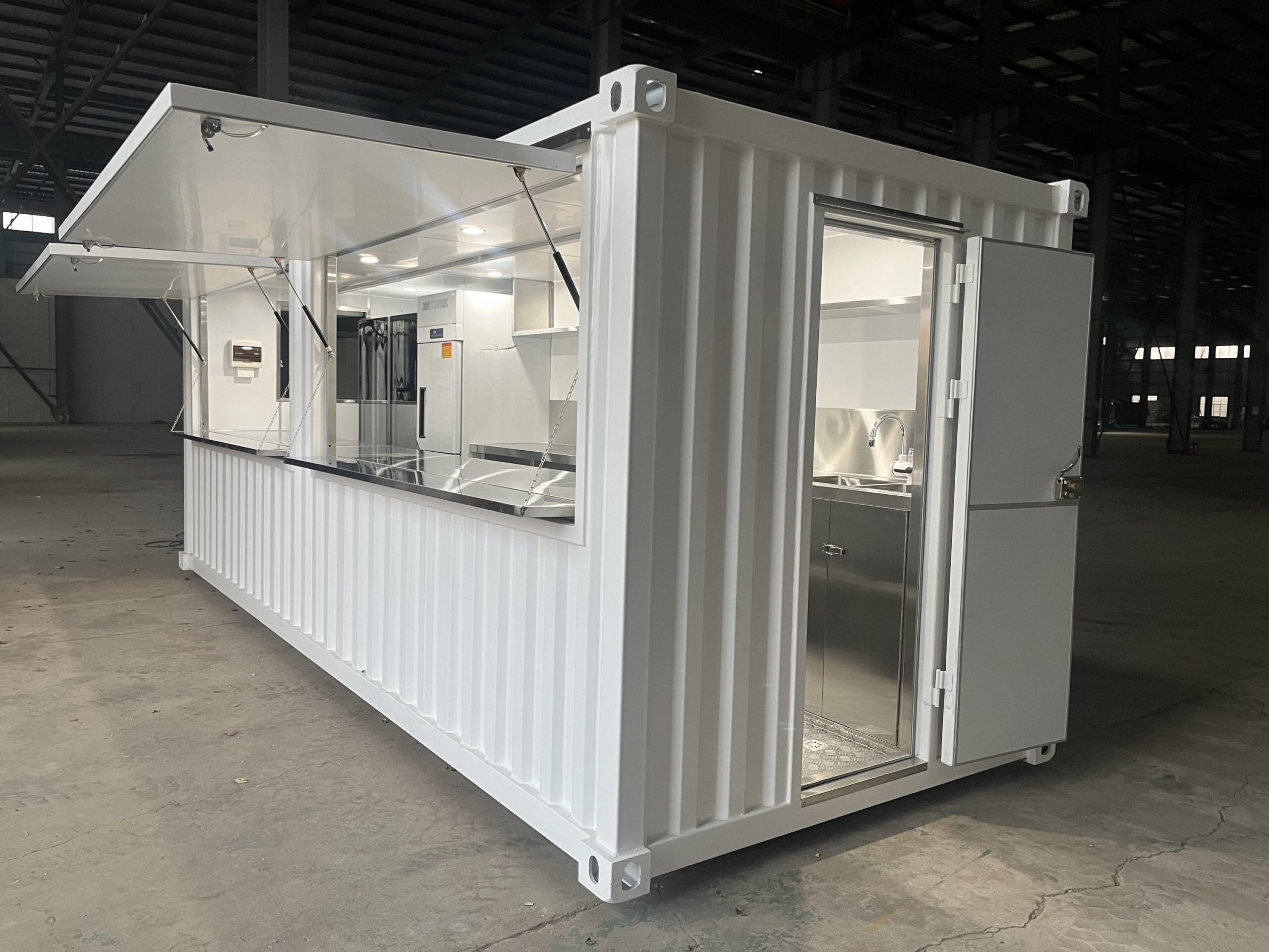 2026/08/1000022337-scaled.jpg Schlüsselfertiges BBQ-/Fast-Food-Container-Restaurant – Bild 1